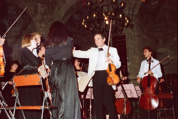 1989. String Ensemble of The Royal College of Music of London, Rodney Friend-2