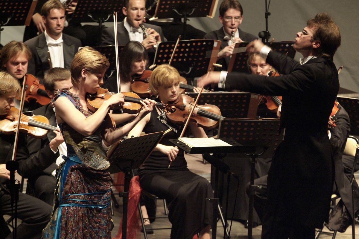2005. Philharmonia de Praga, Isabelle Faust 4