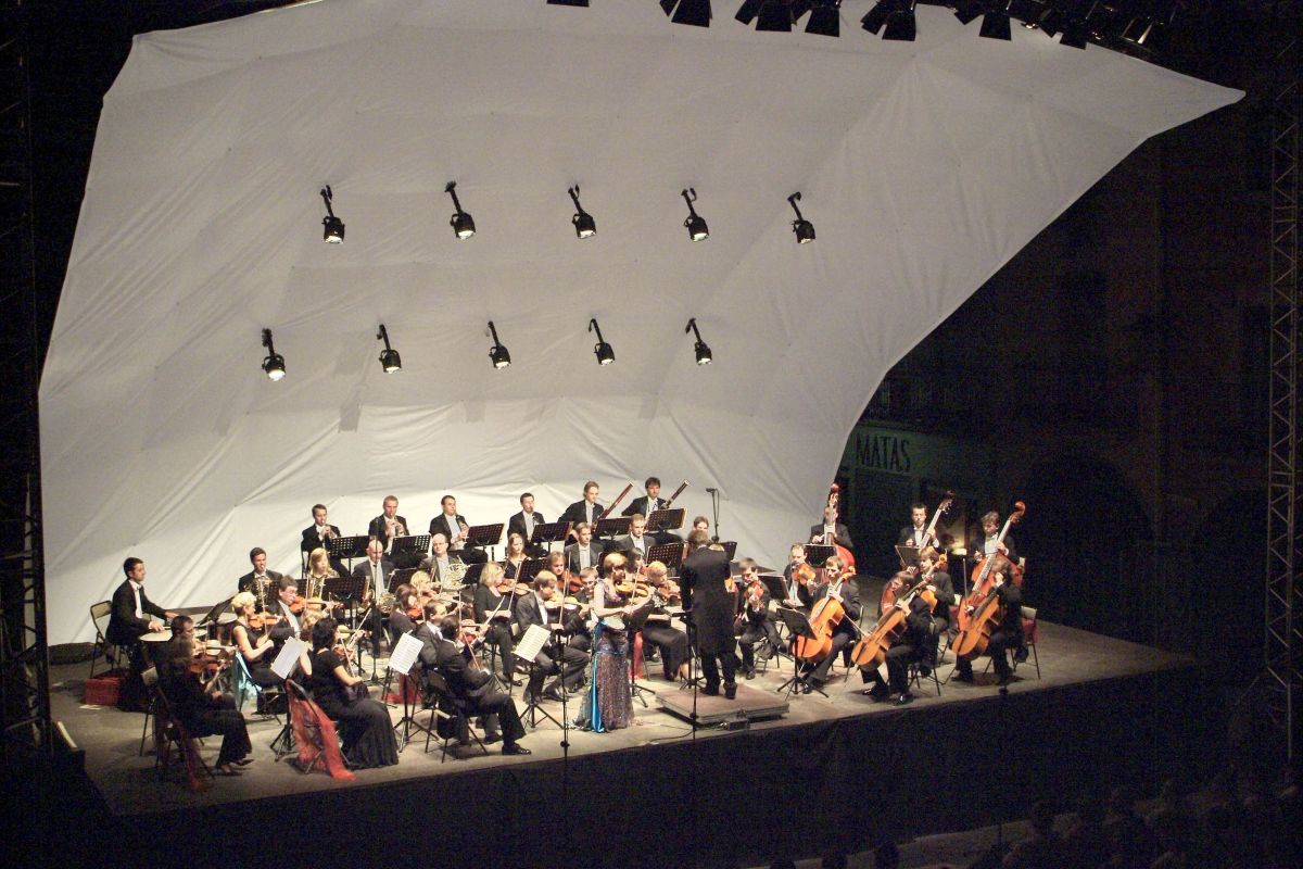 2005. Philharmonia de Praga, Isabelle Faust 7