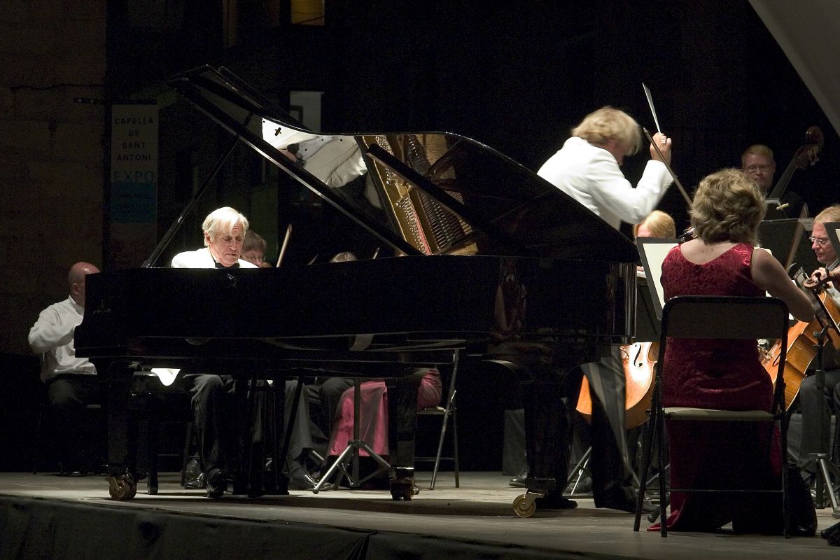 2005. Sinfonia Finlàndia, Patrick Gallois, Joaquín Achúcarro 1
