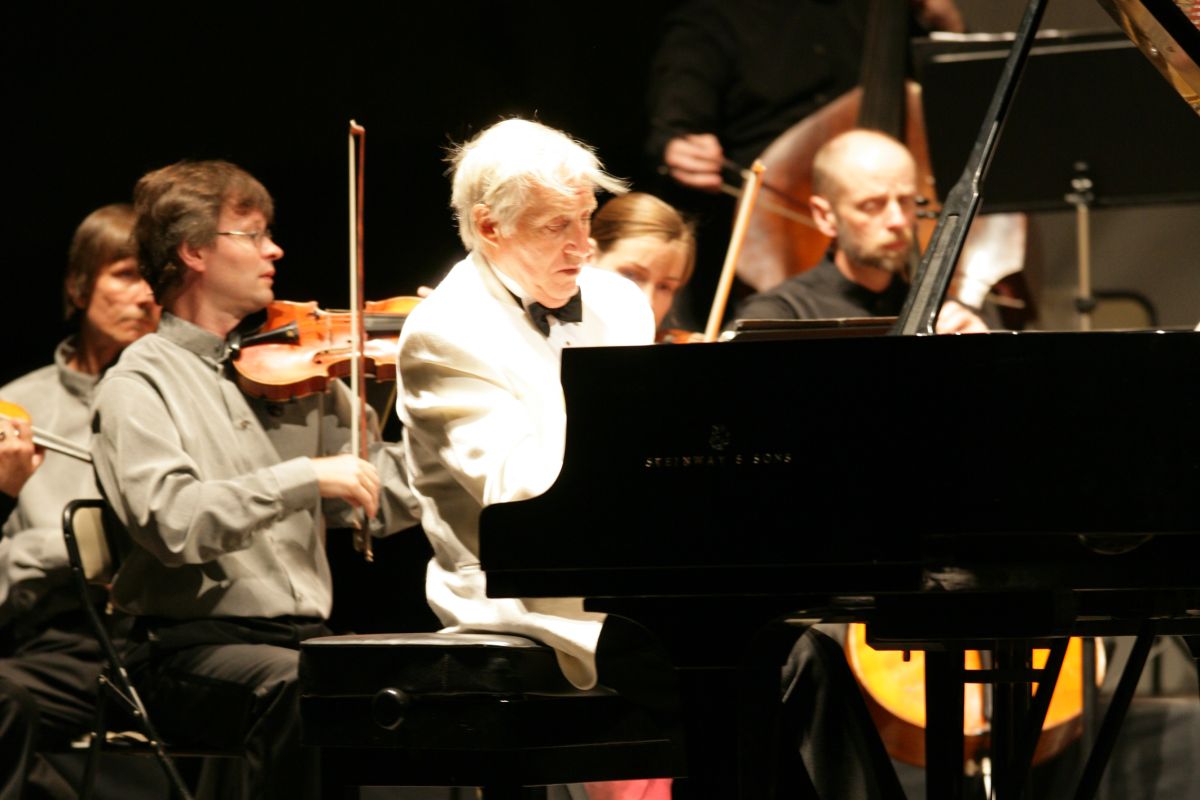2005. Sinfonia Finlàndia, Patrick Gallois, Joaquín Achúcarro 4
