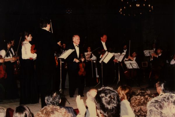 1988. Camerata Lysy Gstaad, Yehudi Menuhin, Alberto Lysy, Isabella Piccione, Jin Li, Vinh Pham